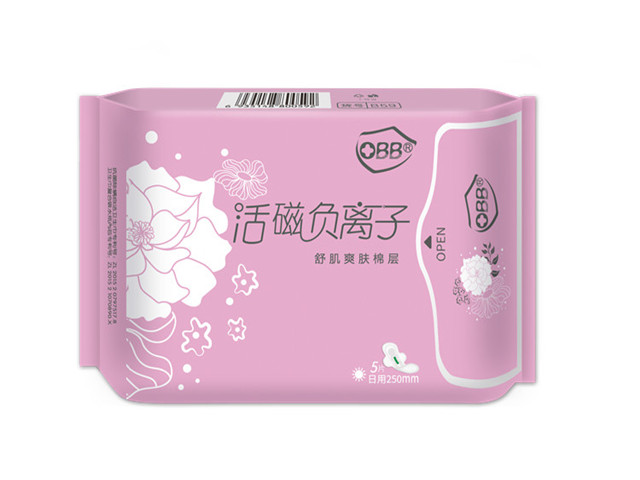 衛(wèi)生巾加工：為何臨到軍訓(xùn)前，很多男生會(huì)偷偷買(mǎi)衛(wèi)生巾？看完長(zhǎng)見(jiàn)識了